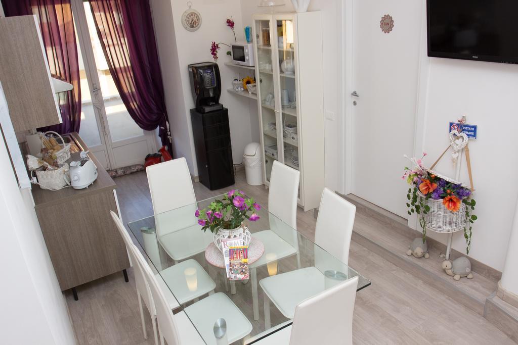 Windows On Rome Bed & Breakfast ภายนอก รูปภาพ